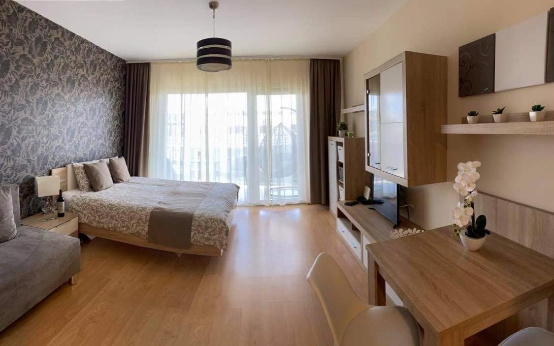 Lake And Spa Apartman Velence Exterior photo