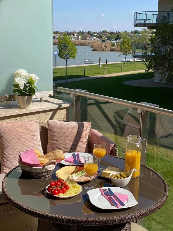 Lake And Spa Apartman Velence Exterior photo